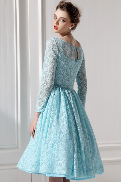 Xinh đẹp bất ngờ với v&aacute;y x&ograve;e cổ điển 5