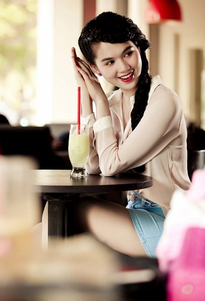 Điểm lại 10 xu hướng 'dội bom' l&agrave;ng thời trang 2012 24
