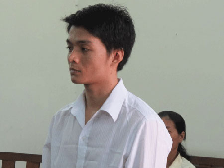 B&eacute; 12 tuổi mang bầu v&igrave; người y&ecirc;u mới quen "vượt r&agrave;o" 1