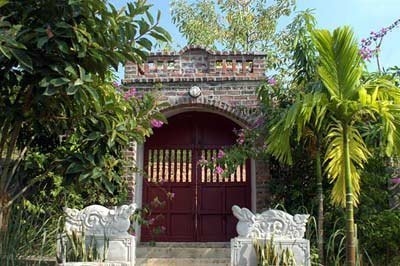 Những biệt phủ ho&agrave;nh tr&aacute;ng v&agrave; huyền b&iacute; ở Việt Nam 4
