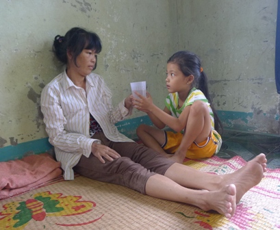 &ldquo;T&ocirc;i đ&atilde; sẵn s&agrave;ng chết, chỉ thương 3 đứa nhỏ mồ c&ocirc;i, thất học!&rdquo; 1