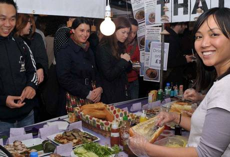 B&aacute;nh m&igrave; "kiểu" Việt Nam đắt kh&aacute;ch T&acirc;y 3