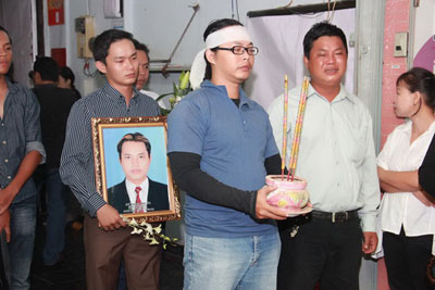 Lặng lẽ đ&aacute;m tang đạo diễn phim "Thạch Sanh" 1