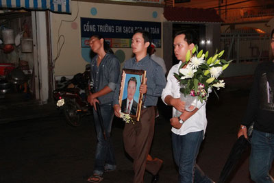 Lặng lẽ đ&aacute;m tang đạo diễn phim "Thạch Sanh" 9
