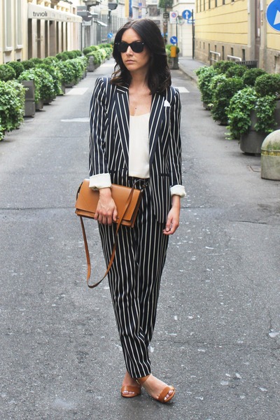 Áo kẻ Zara làm "điêu đứng" chân dài Việt 22