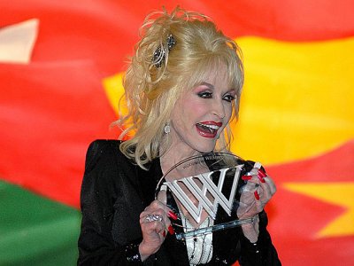 Những ca sĩ gi&agrave;u c&oacute; nhất mọi thời đại 8