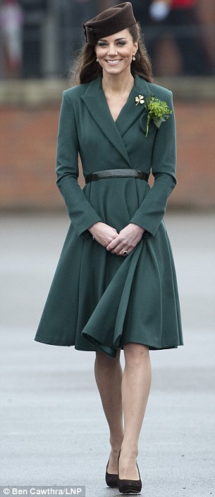 Bí mật về phong cách thời trang của Kate Middleton 15