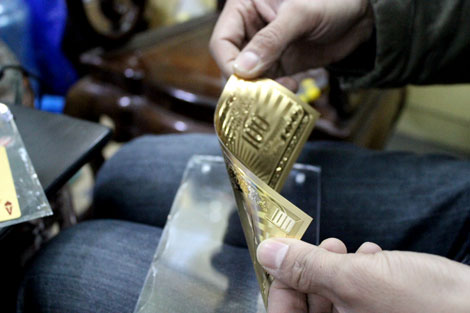 Đi Tết bằng c&aacute;ch 'd&aacute;t v&agrave;ng v&agrave;o nh&agrave; sếp' 5