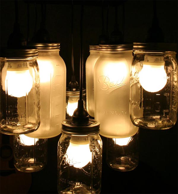 Tận dụng lọ đựng mứt cũ l&agrave;m đẹp nh&agrave; 6