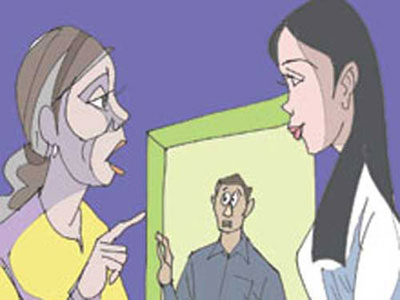 Tình mới từng là bồ trẻ của mẹ 1