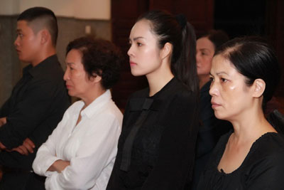 Lặng lẽ đ&aacute;m tang đạo diễn phim "Thạch Sanh" 16