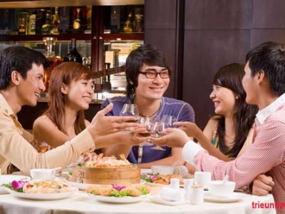Ăn uống &lsquo;tẹt ga&rsquo;, tr&aacute;nh xa bệnh tật dịp Tết 1