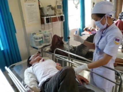 Hiện trường tai nạn kinh ho&agrave;ng khiến 11 người chết 7