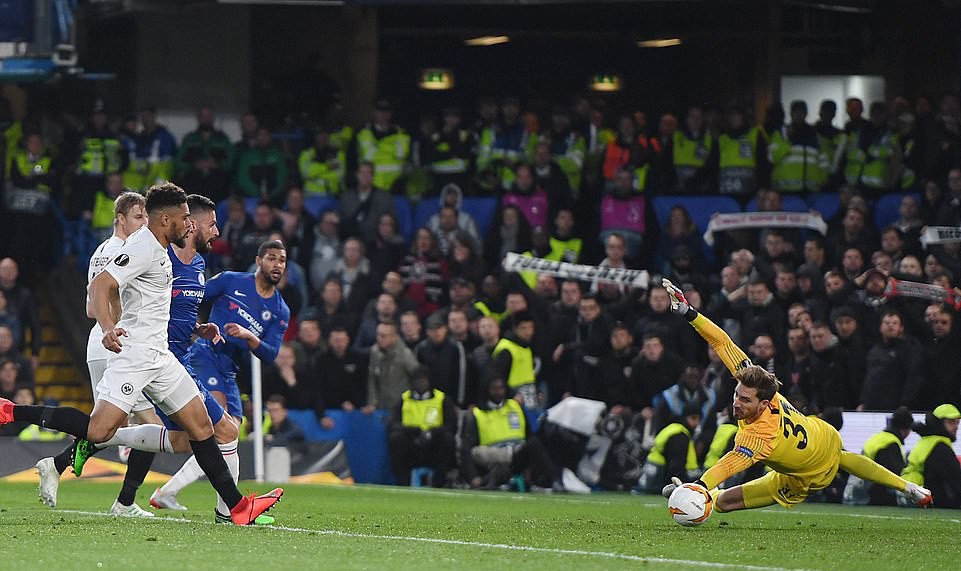 133094827012333rubenloftuscheekhadopenedthescoringforchelseabypickinga9215574395991521557443734381779137688dffef9bd74cp.jpg