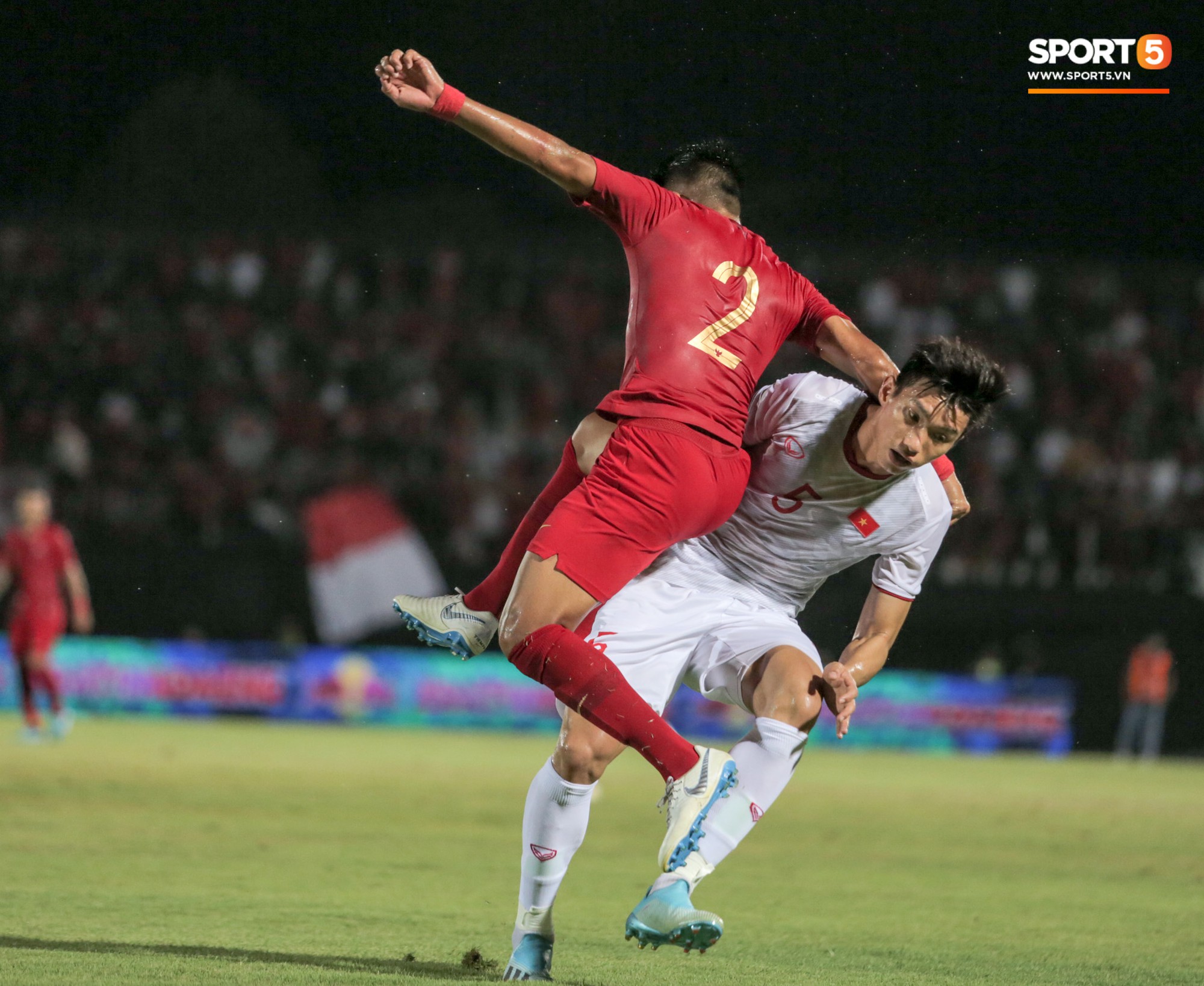 20191015tuyenvietnamindonesia311571182714344172175213057a2d37653cp.jpg
