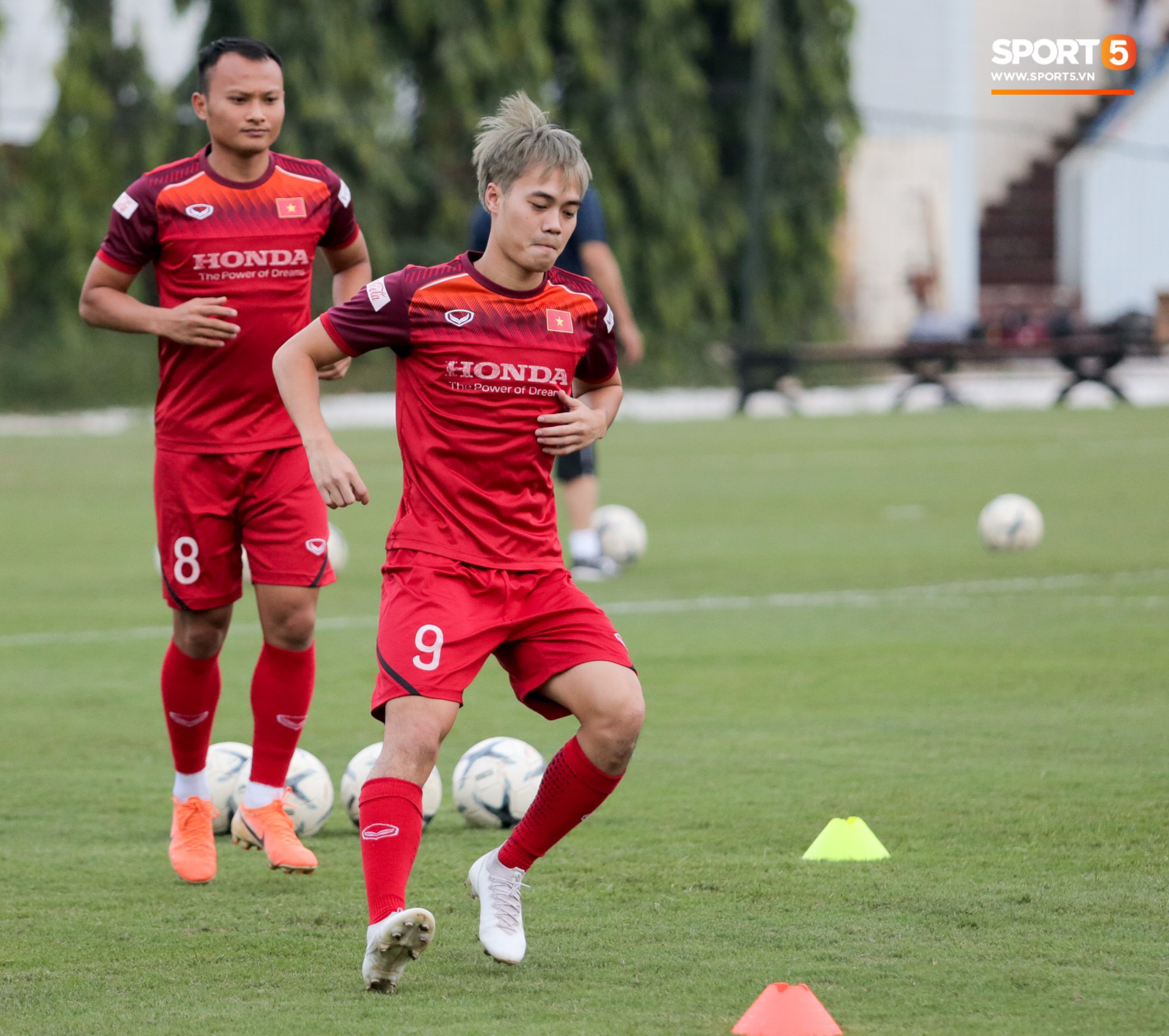 2019107tuyenvietnamtapluyen2415704533752121687744774fa891a2fc9cp.jpg
