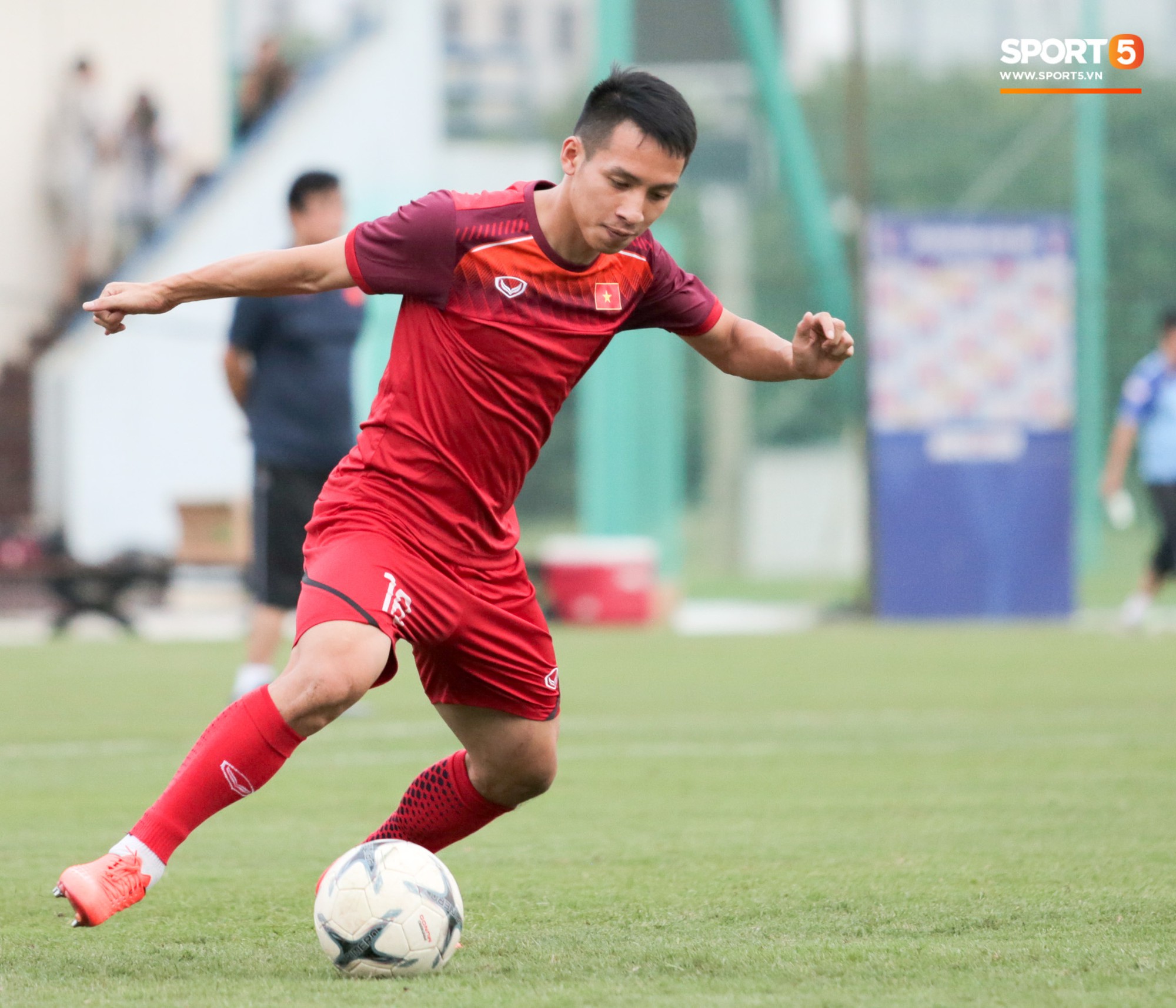 2019107tuyenvietnamtapluyen311570451968925357506763c49ce1bb6ecp.jpg