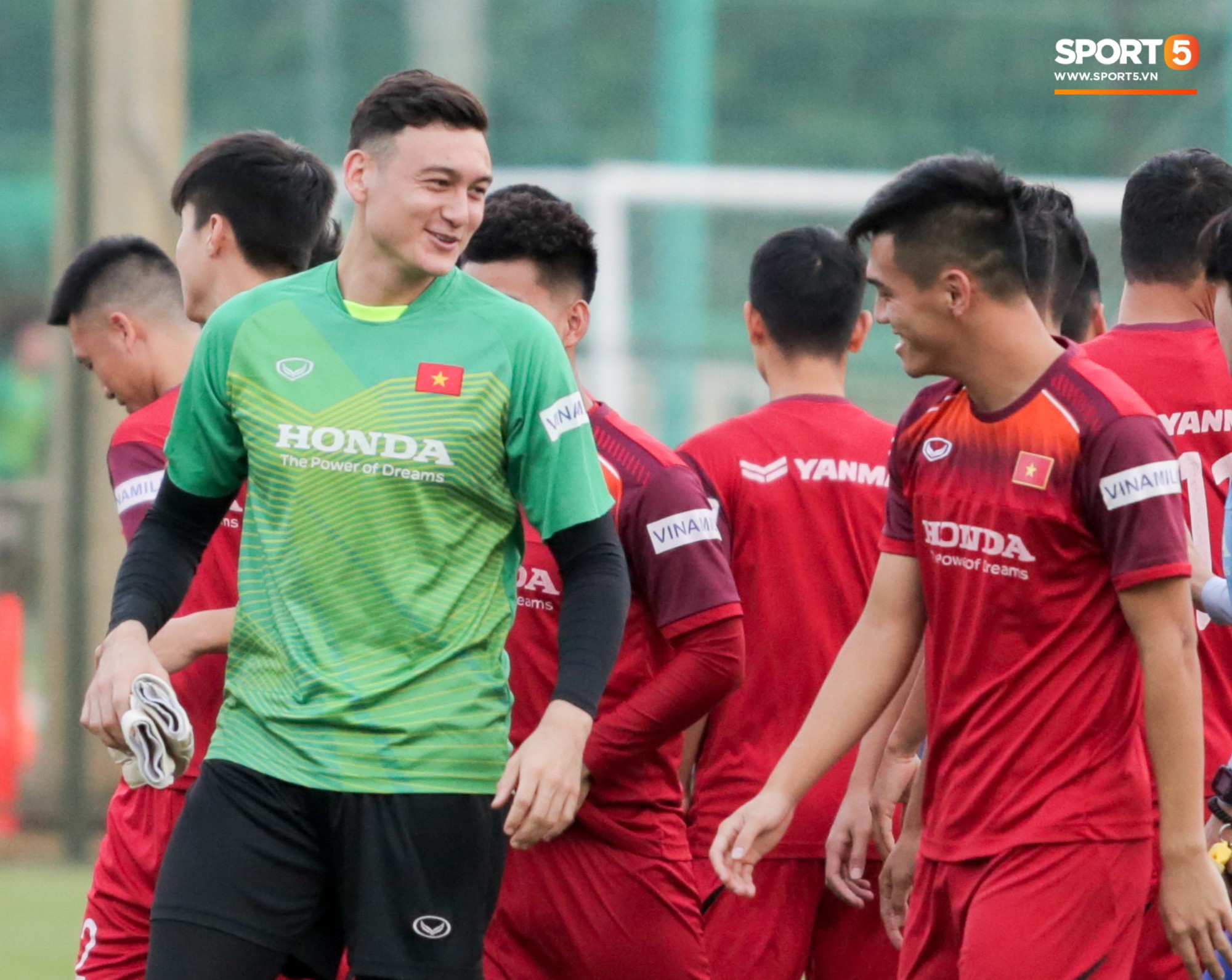 2019107tuyenvietnamtapluyen3157045337521629063510027db112438cp.jpg