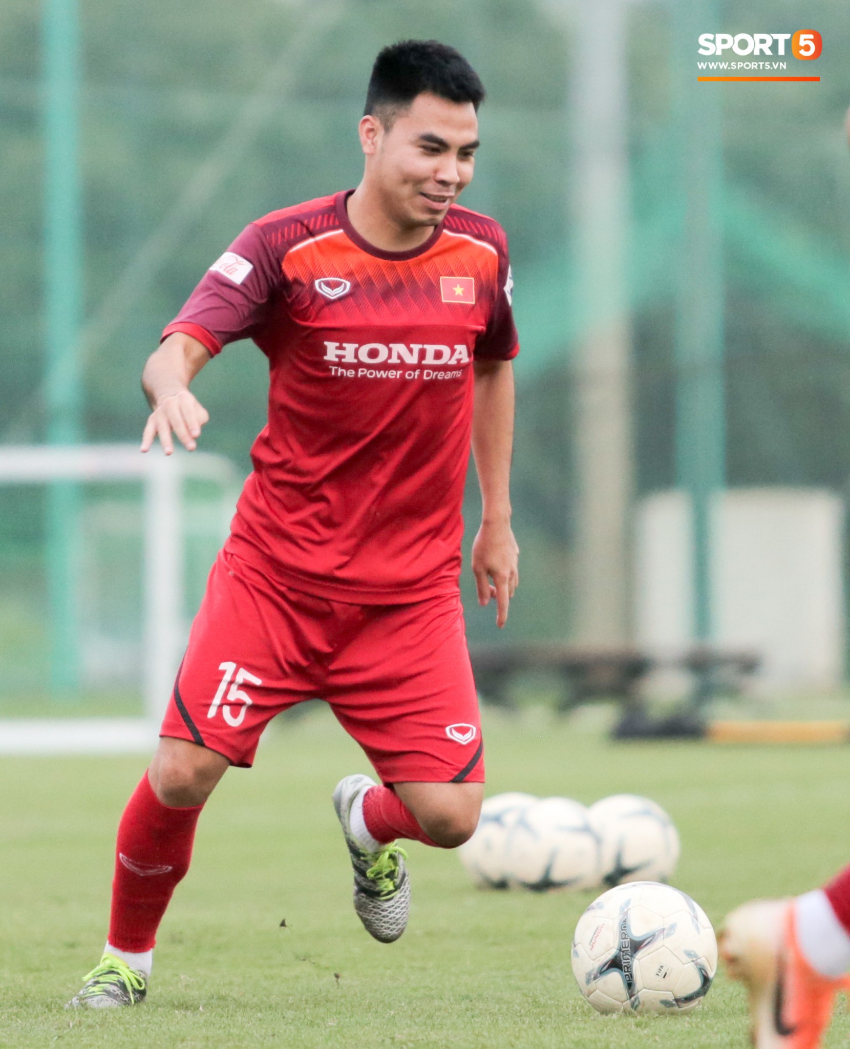 2019107tuyenvietnamtapluyen34157045196892931689041865831f6eb7cp.jpg