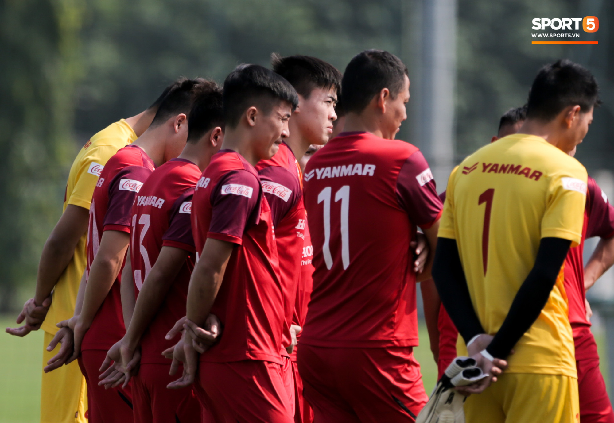 20191108tuyenvietnamtapluyen22157318912702511041117675dc9e5fabfcp.jpg