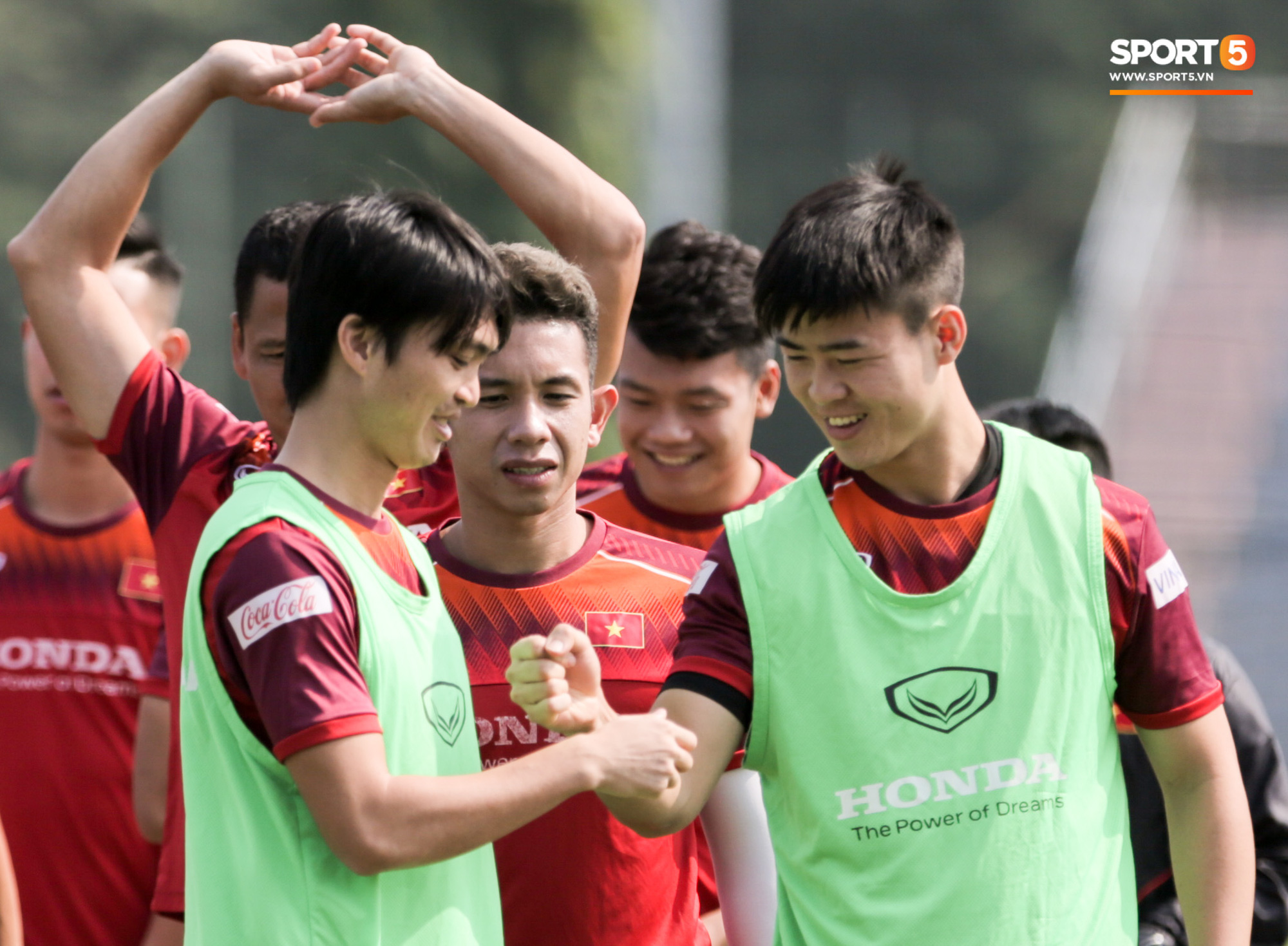 20191108tuyenvietnamtapluyen615731864390161451523987489c09ea71cp.jpg
