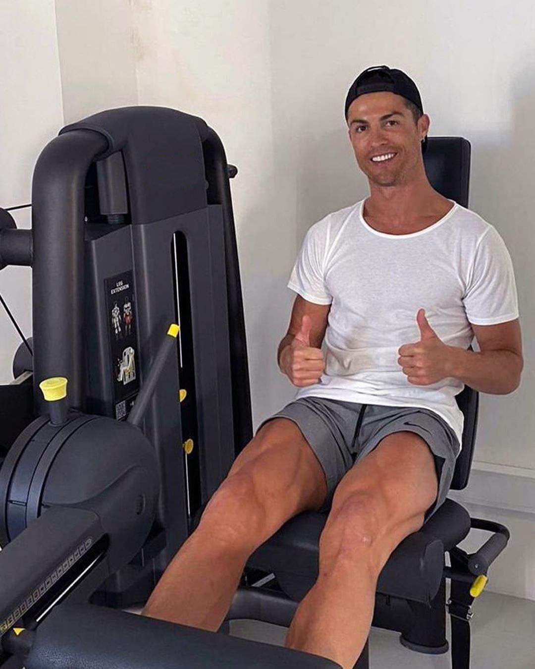 cristiano843588851389730909963807443161581984379604n1584937280346229074370d17201483fcp.jpg