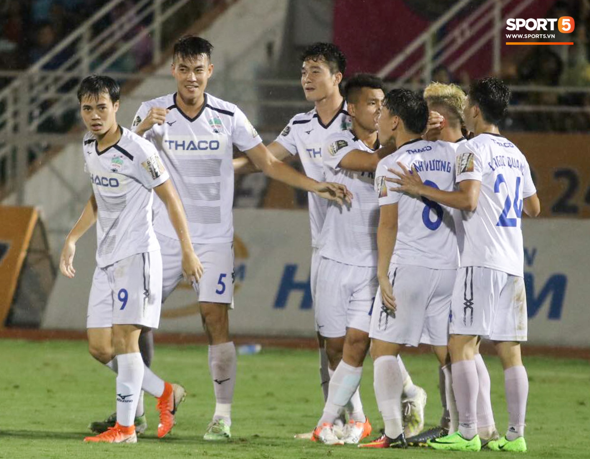 haglsaigonfcvleague201917156850680757719392298751101df98bcp.jpg