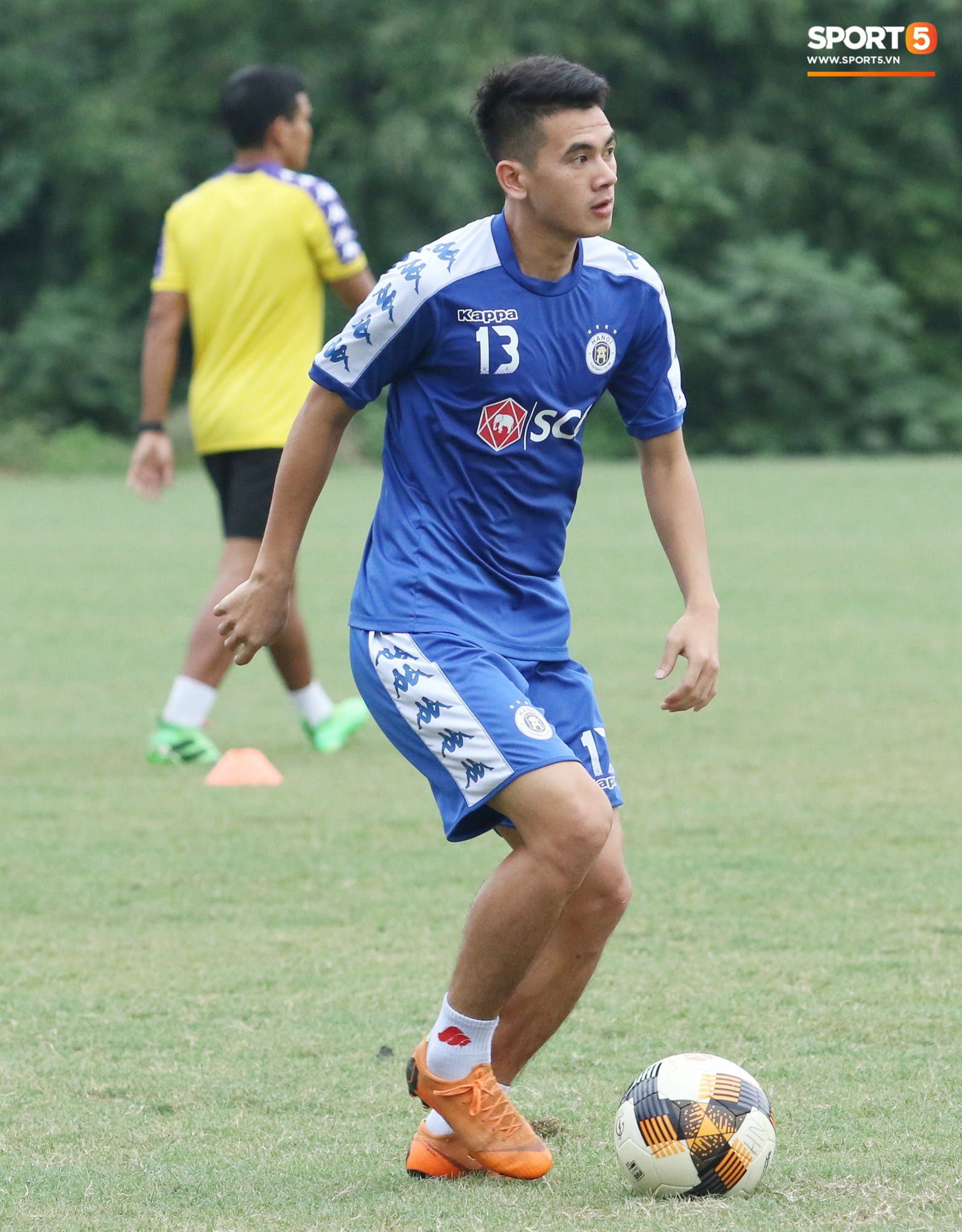 hanoifc715585408742671038591970e27a25ceb0cp.jpg