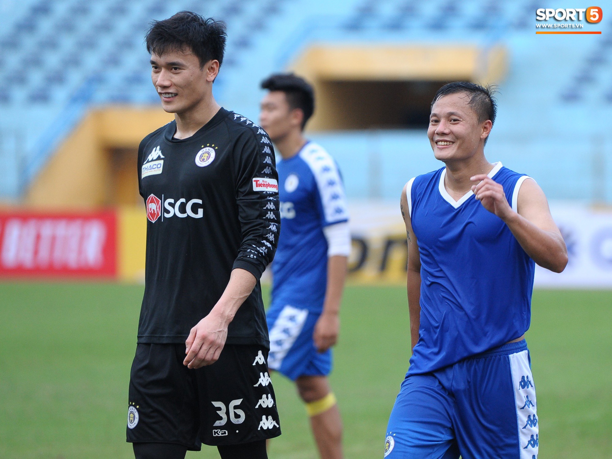 hanoifc83155775683305318179773128e907a1701cp.jpg
