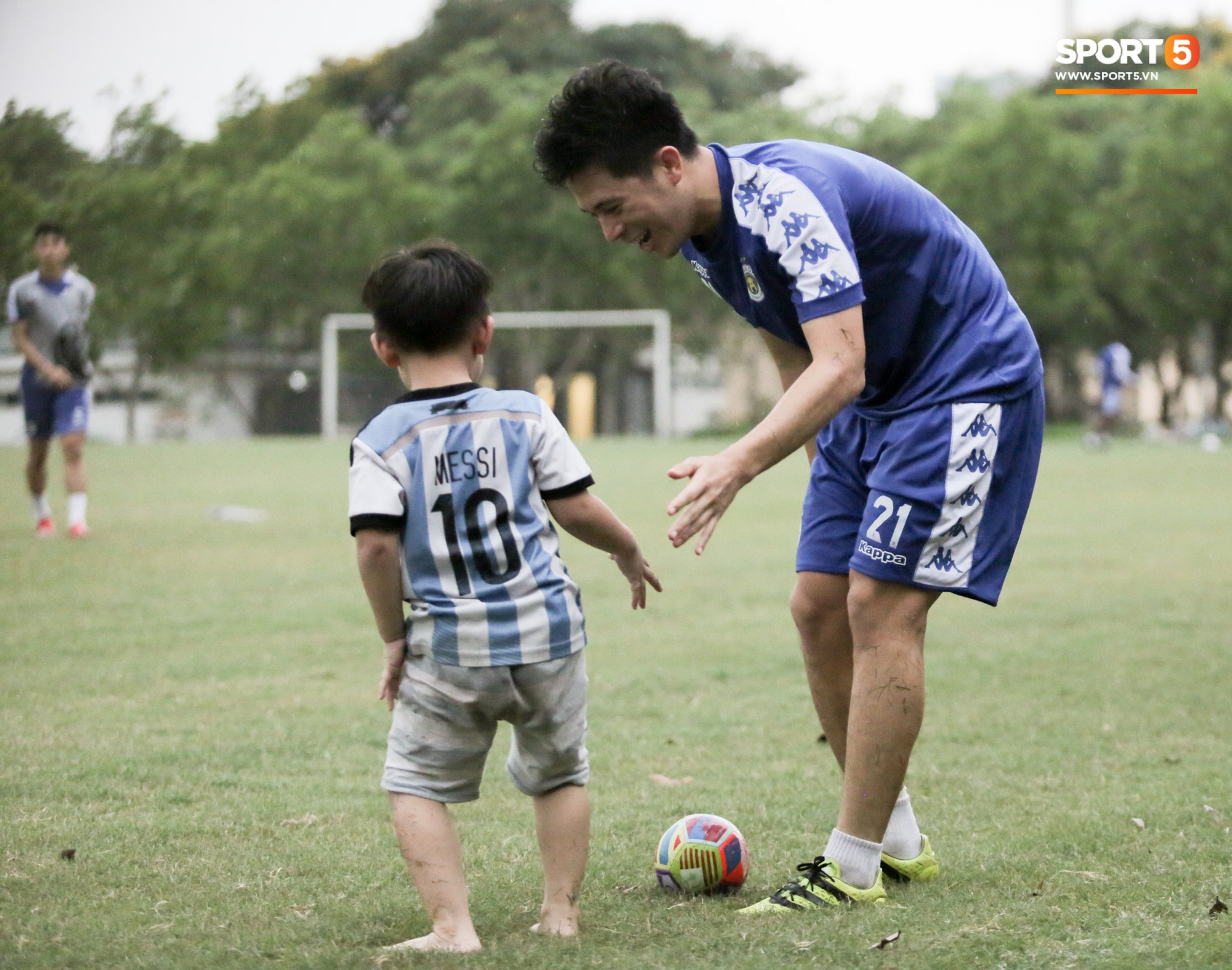 hanoifctapluyen1452815578337629301864225968632355be6cp.jpg