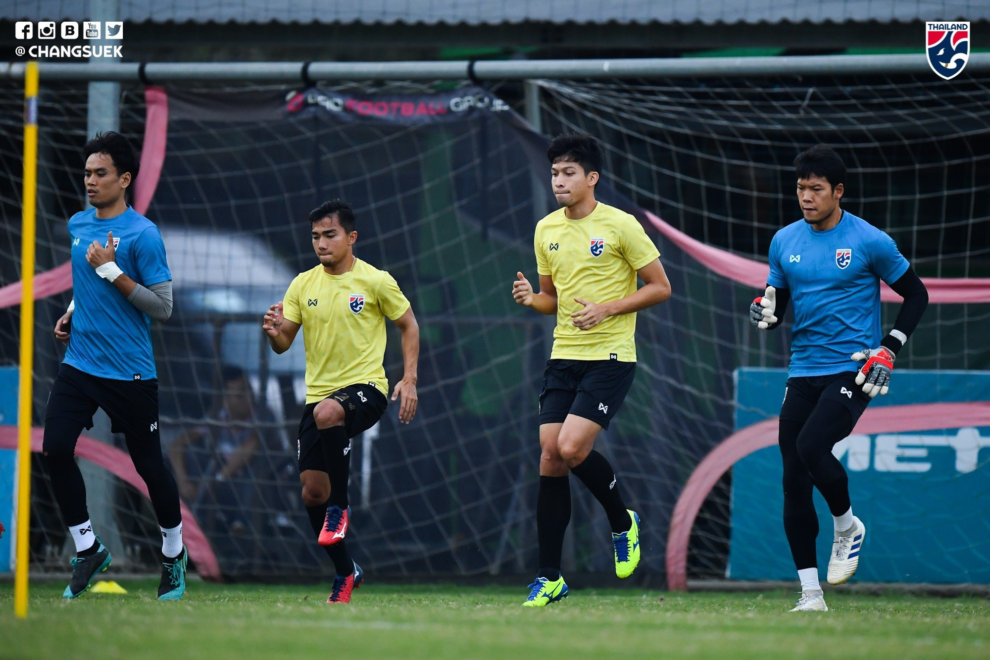 thailan17111911157399576145113207432425757e3c195cp.jpg