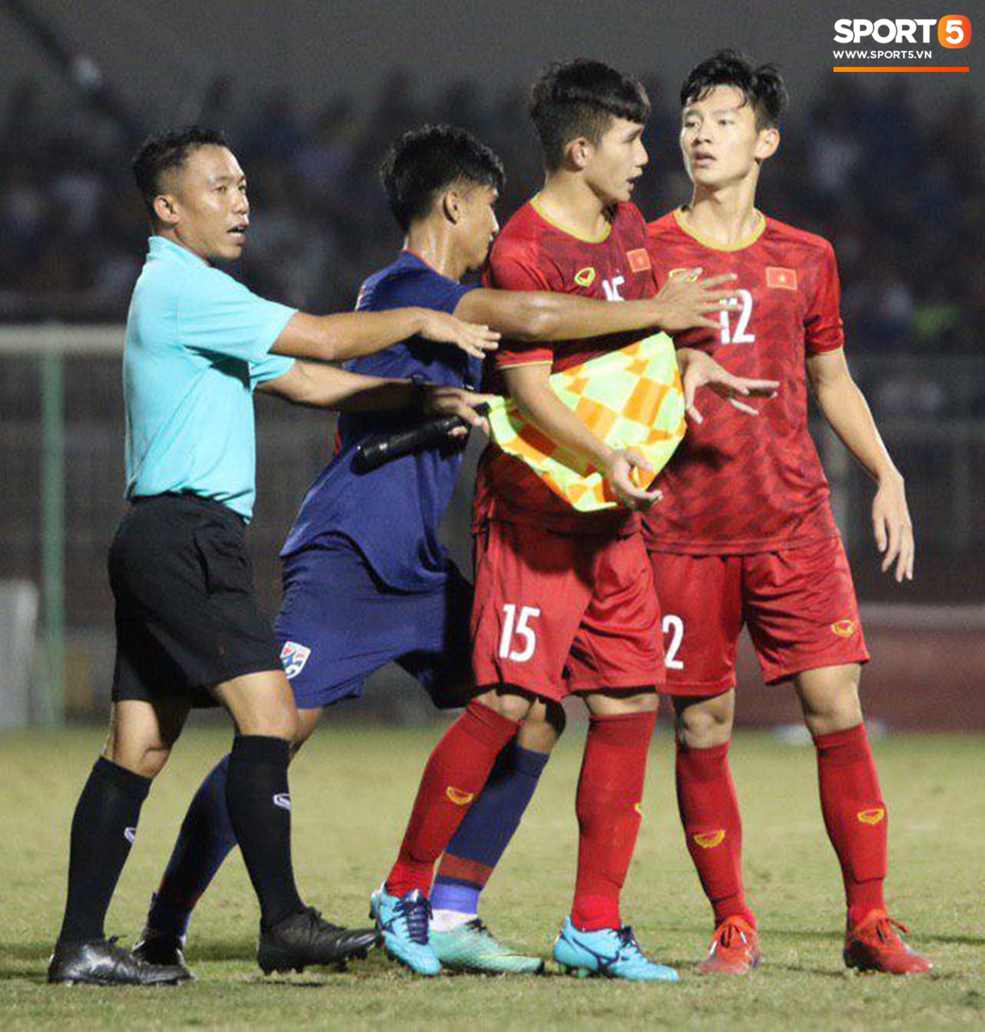 u18vietnamvsu18thailan11565705563153972448900a6b3f607c8cp.jpg