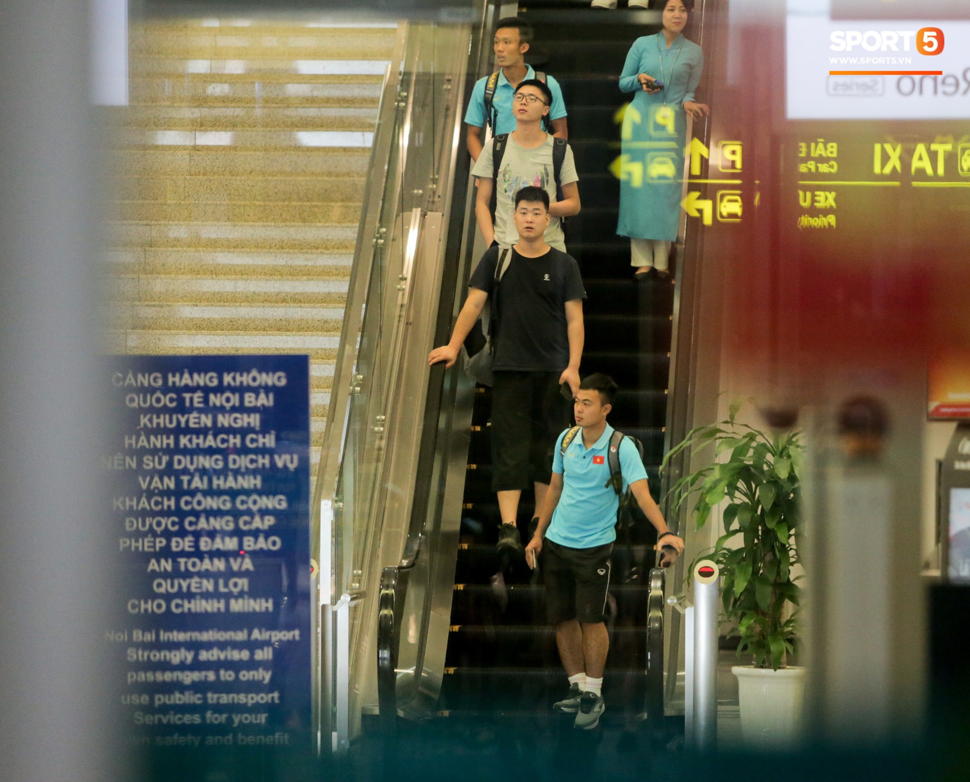 u22vietnamvenuoc992019156804977562320409783652d80634760cp.jpg