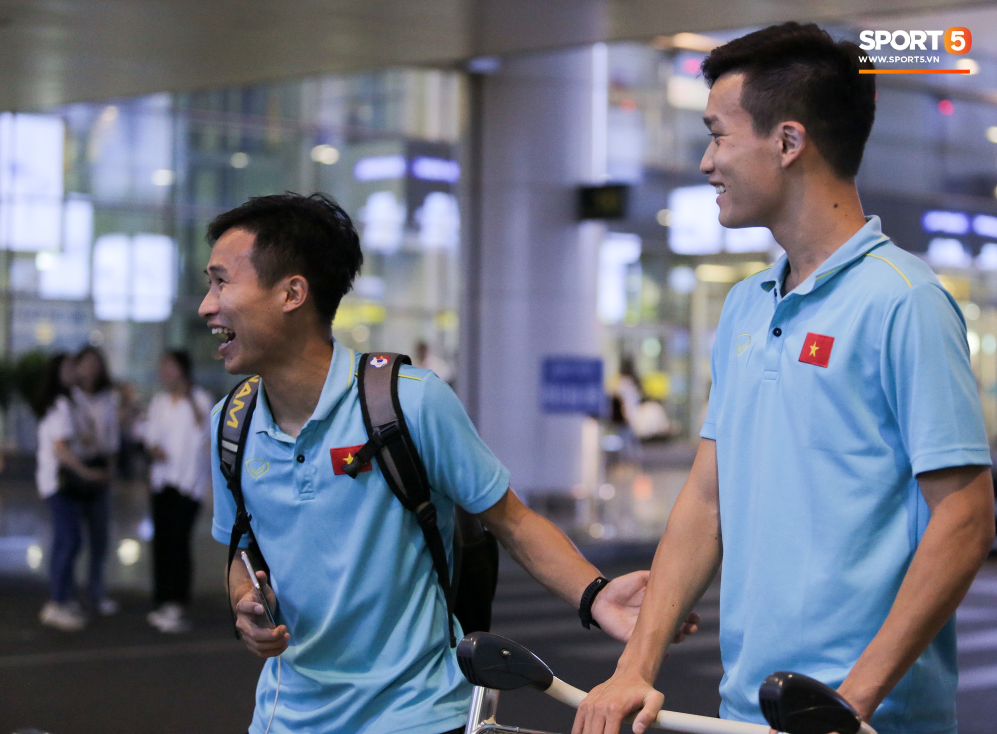 u22vietnamvenuoc992019191568049867842206546316f733592c1acp.jpg