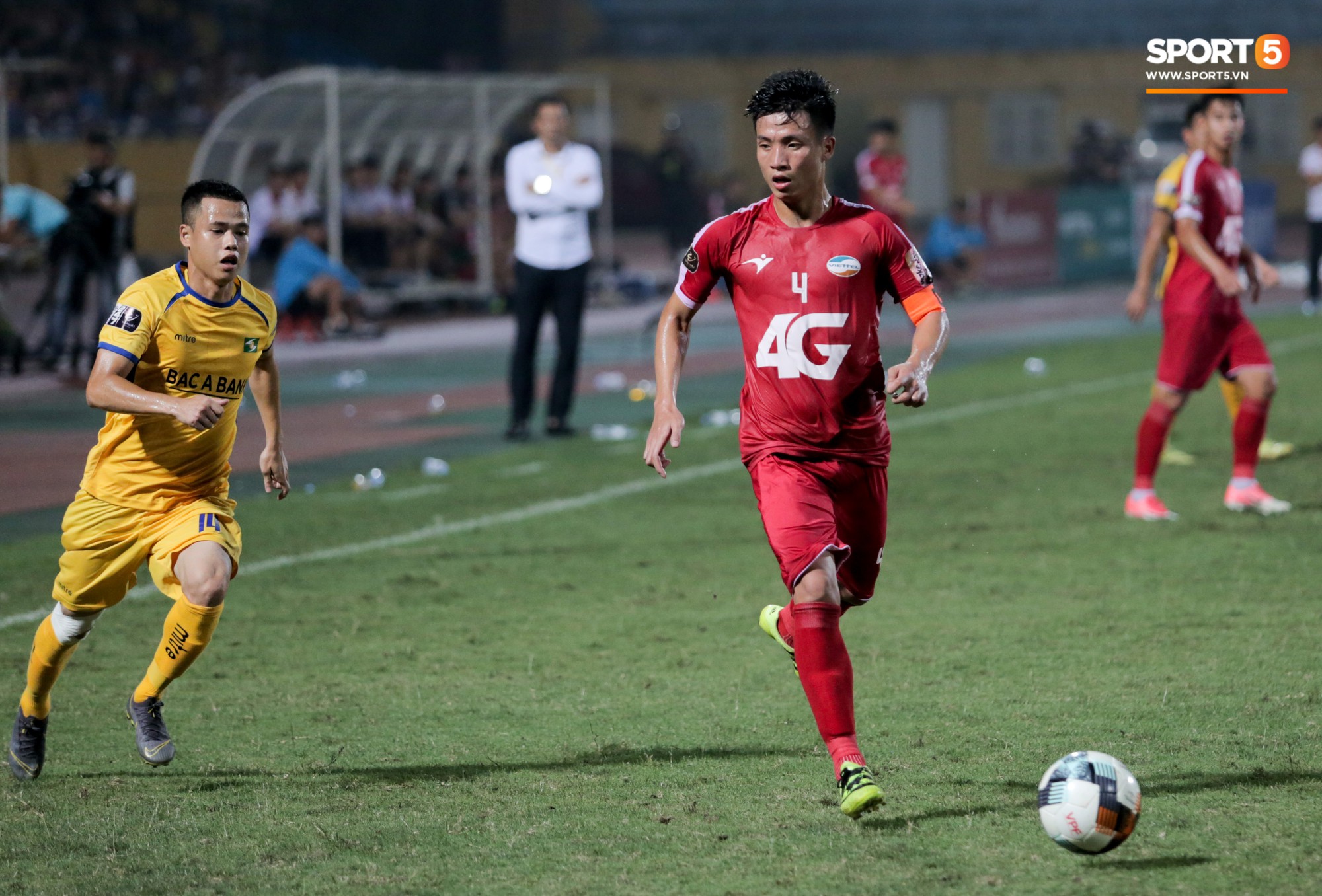 viettelslnavong8vleague201933155708150286912149064473162457c2ecp.jpg