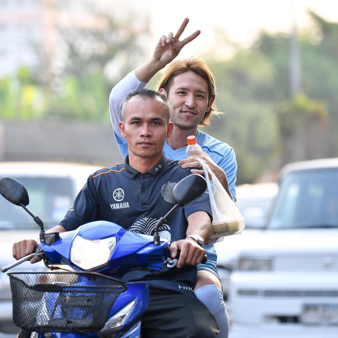 xuantruongburiramunited1122019815498702905681251101101b45cc733bfcp.jpg