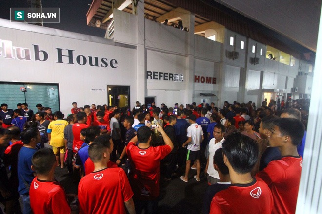 buriramunited10156559870839917703494321565599728022937242427279ef321dccp.jpg