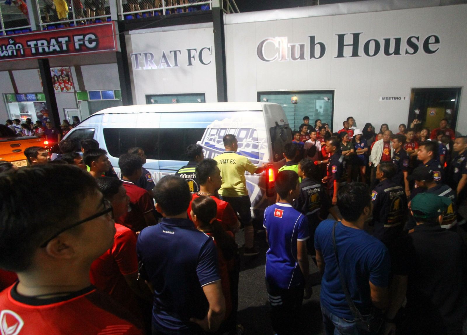 buriramunited111565573155069106664564783386198e6cp.jpg
