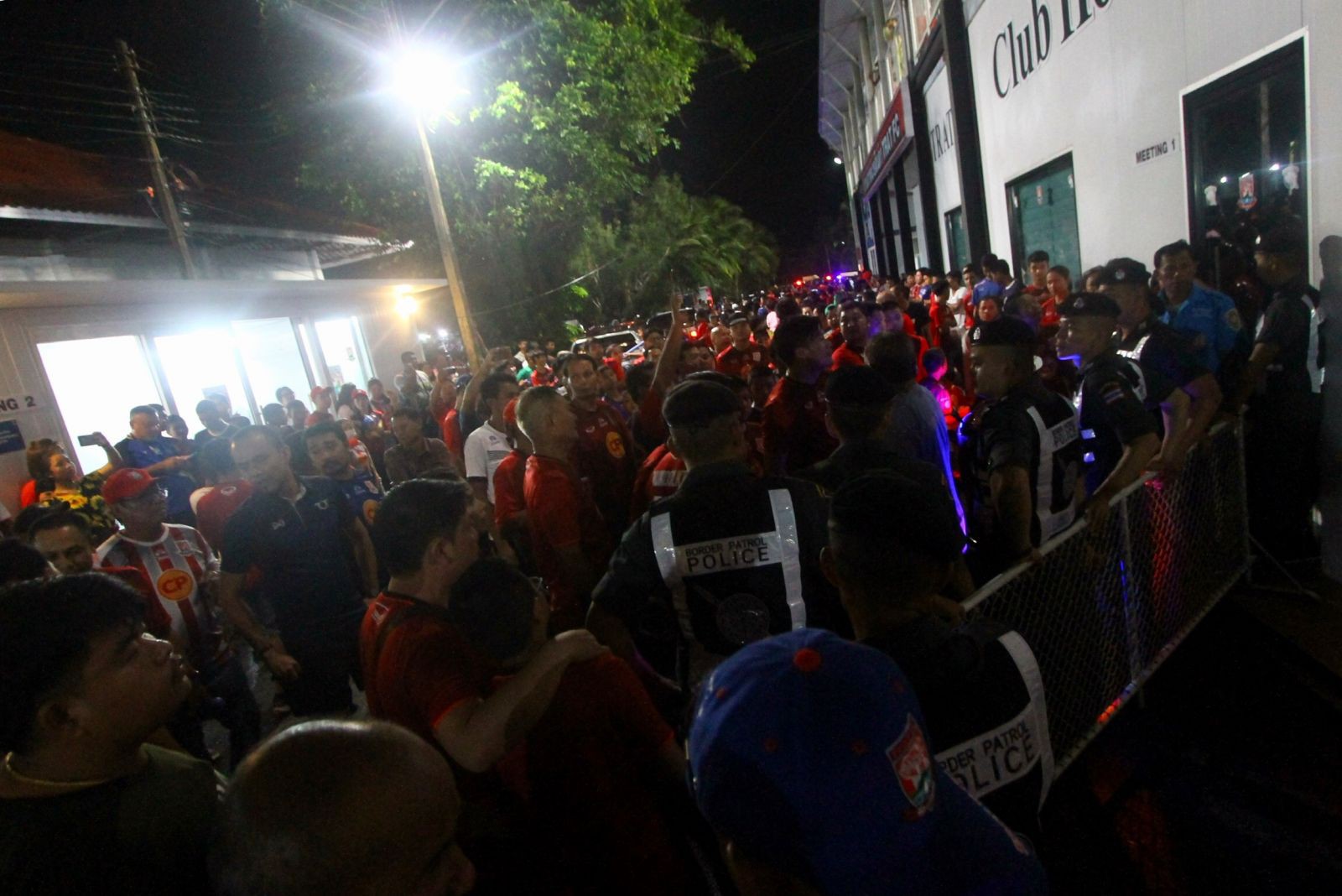 buriramunited915655730675911604284718c7983b6708cp.jpg
