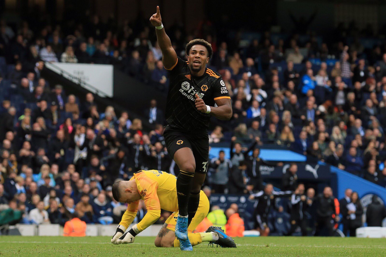 mancity21570374595042895825587180ba28c63cp.jpg