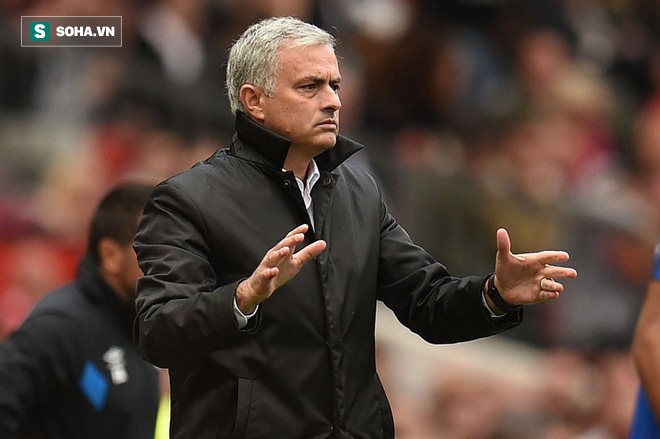 mourinhomanchesterunited3933153384616262442269244615338463366321399094806666dd310edcp.jpg