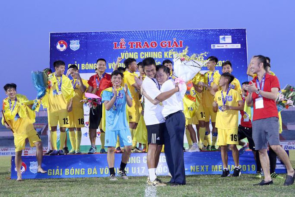 u17thanhhoabaudemaixuanhop1565700576113209466631367fb392ccccp.jpg