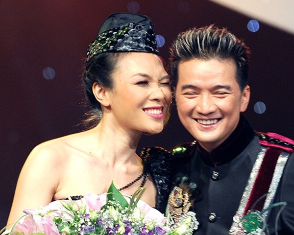 Ghen tỵ với những ca kh&uacute;c sao Việt d&agrave;nh tặng nhau 2