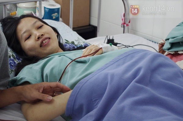 Gặp đ&ocirc;i vợ chồng g&acirc;y x&ocirc;n xao v&igrave; ca sinh 5 1