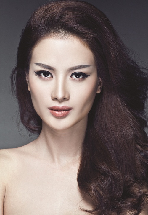 Trang điểm "kh&ocirc;ng son đỏ" nhanh gọn cho Valentine quyến rũ 7