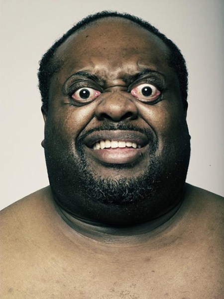 C&ocirc;ng ty chỉ tuyển người mẫu... xấu x&iacute; 3