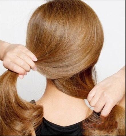 3 ph&uacute;t tự tết t&oacute;c ch&eacute;o tới c&ocirc;ng sở  3