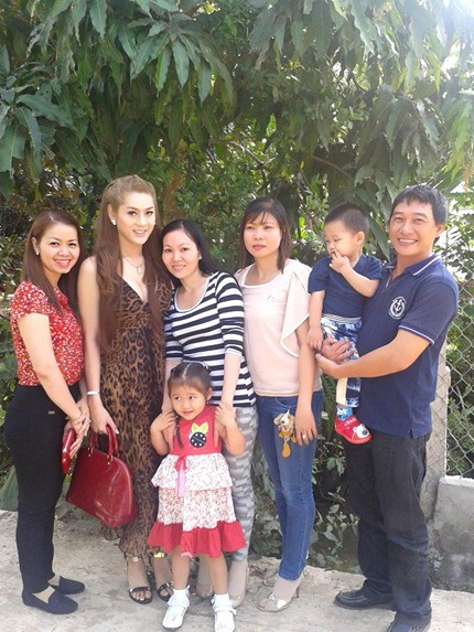 Khanh Chi L&acirc;m khoe ảnh về thăm qu&ecirc; bạn trai 5