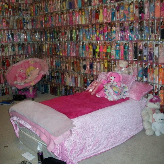 Người đ&agrave;n &ocirc;ng sở hữu bộ sưu tập hơn 2000 con b&uacute;p b&ecirc; 2