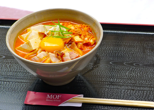 8 m&oacute;n Nhật 'h&uacute;t hồn" thực kh&aacute;ch Việt Nam 3